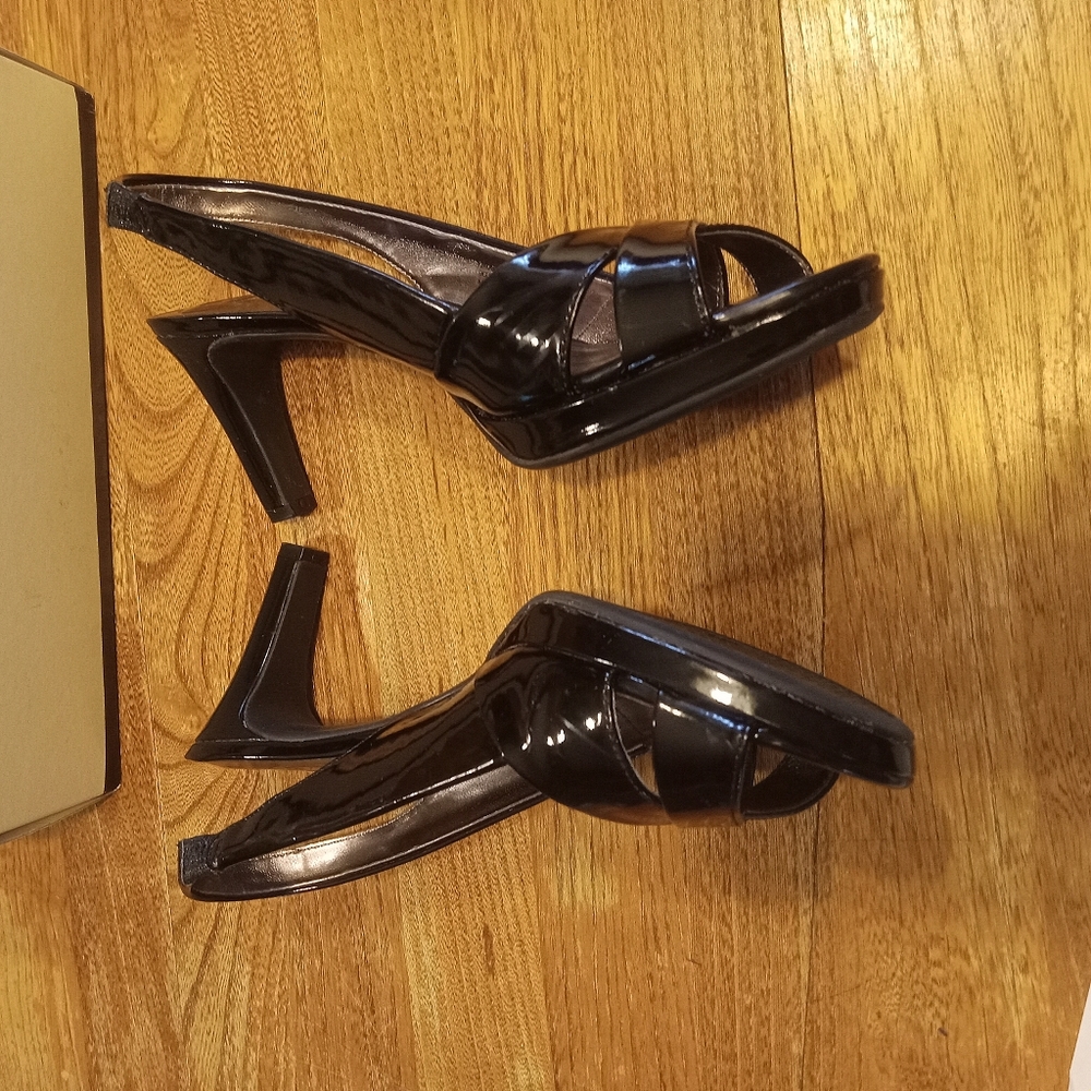 Eitienne Aigner Shiny Black Open-Toe Heeled Sandals Size 7.5 - Picture 7 of 11